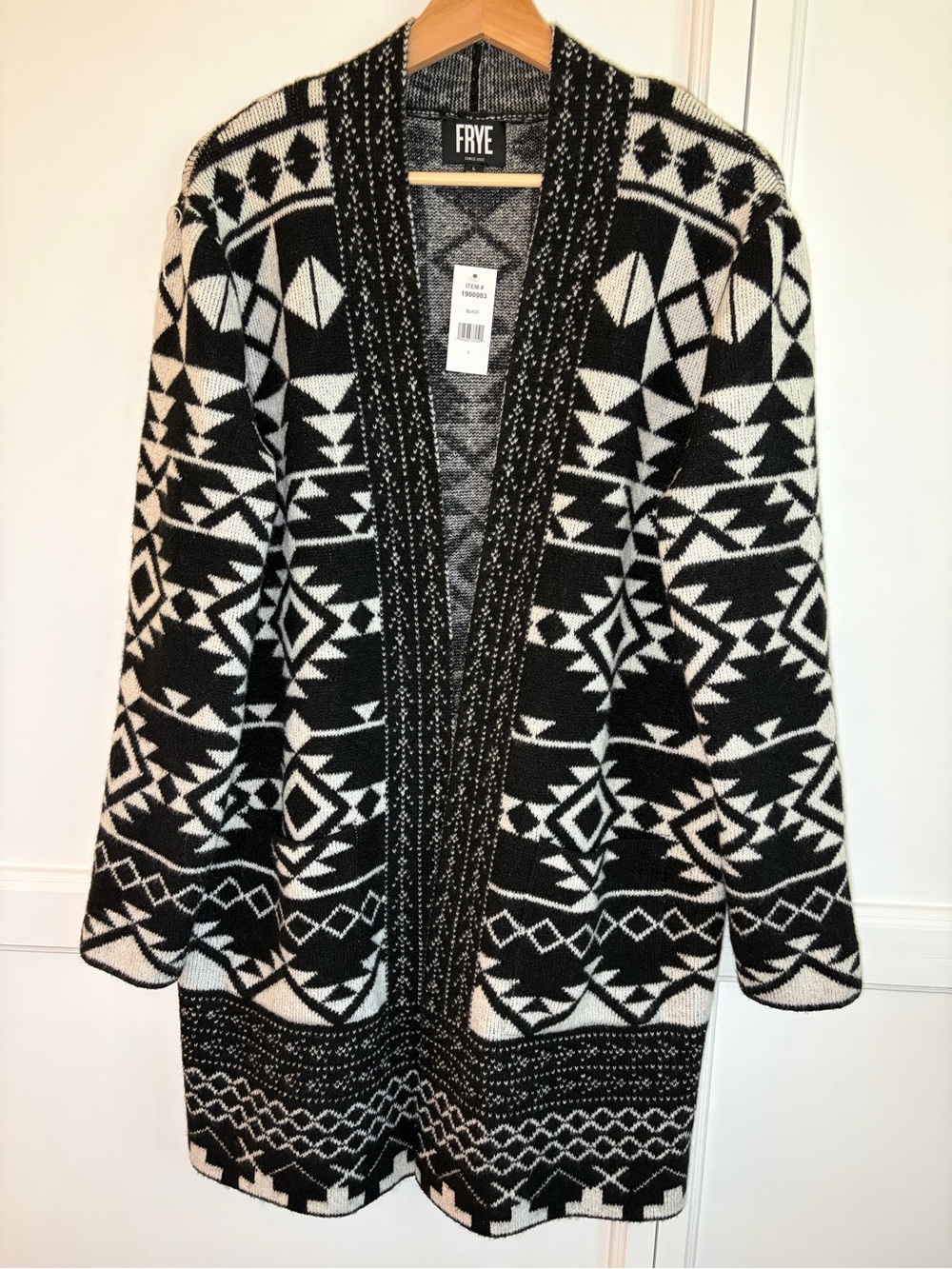 NWT Frye Long Cardigan Sweater Geometric Aztec Southwestern Black&White size L